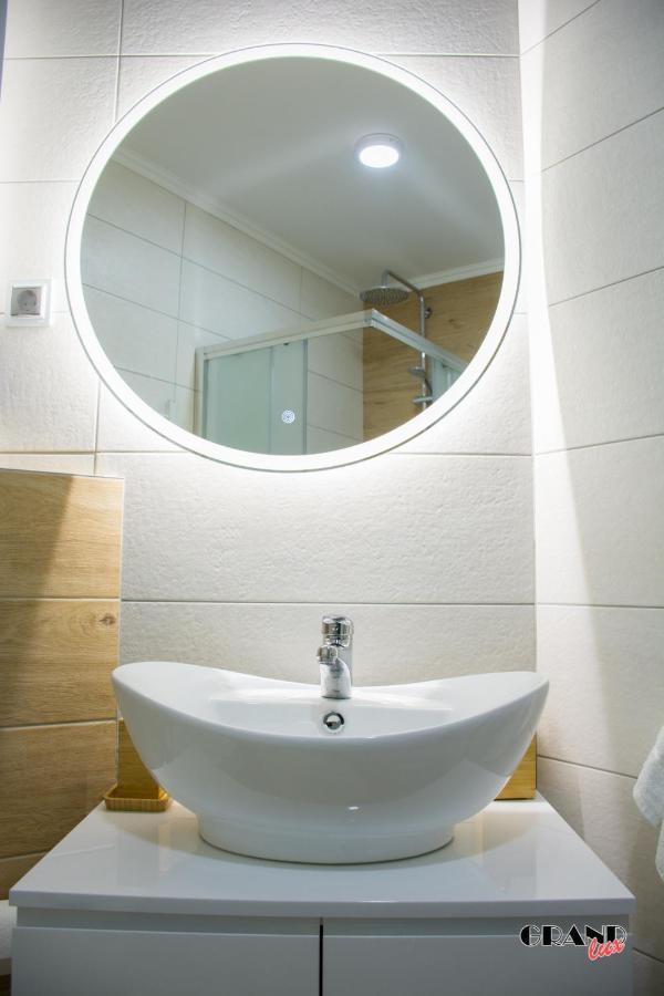 Grand Lux Apartment Doboj Exterior foto