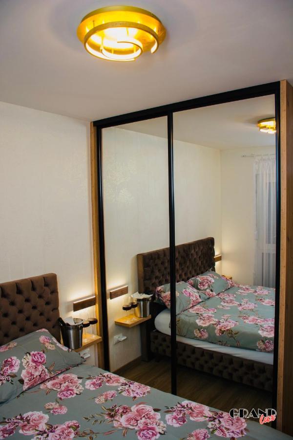 Grand Lux Apartment Doboj Exterior foto