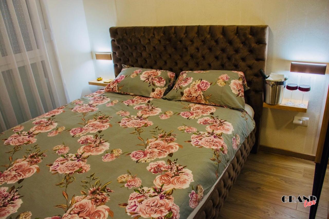 Grand Lux Apartment Doboj Exterior foto