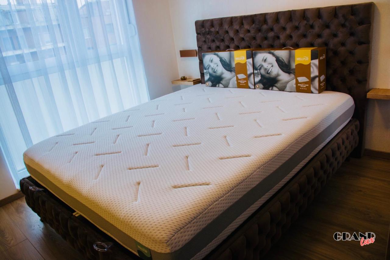 Grand Lux Apartment Doboj Exterior foto